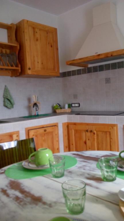 Mini Appartamenti Nonna Nella Barbarasco Luaran gambar